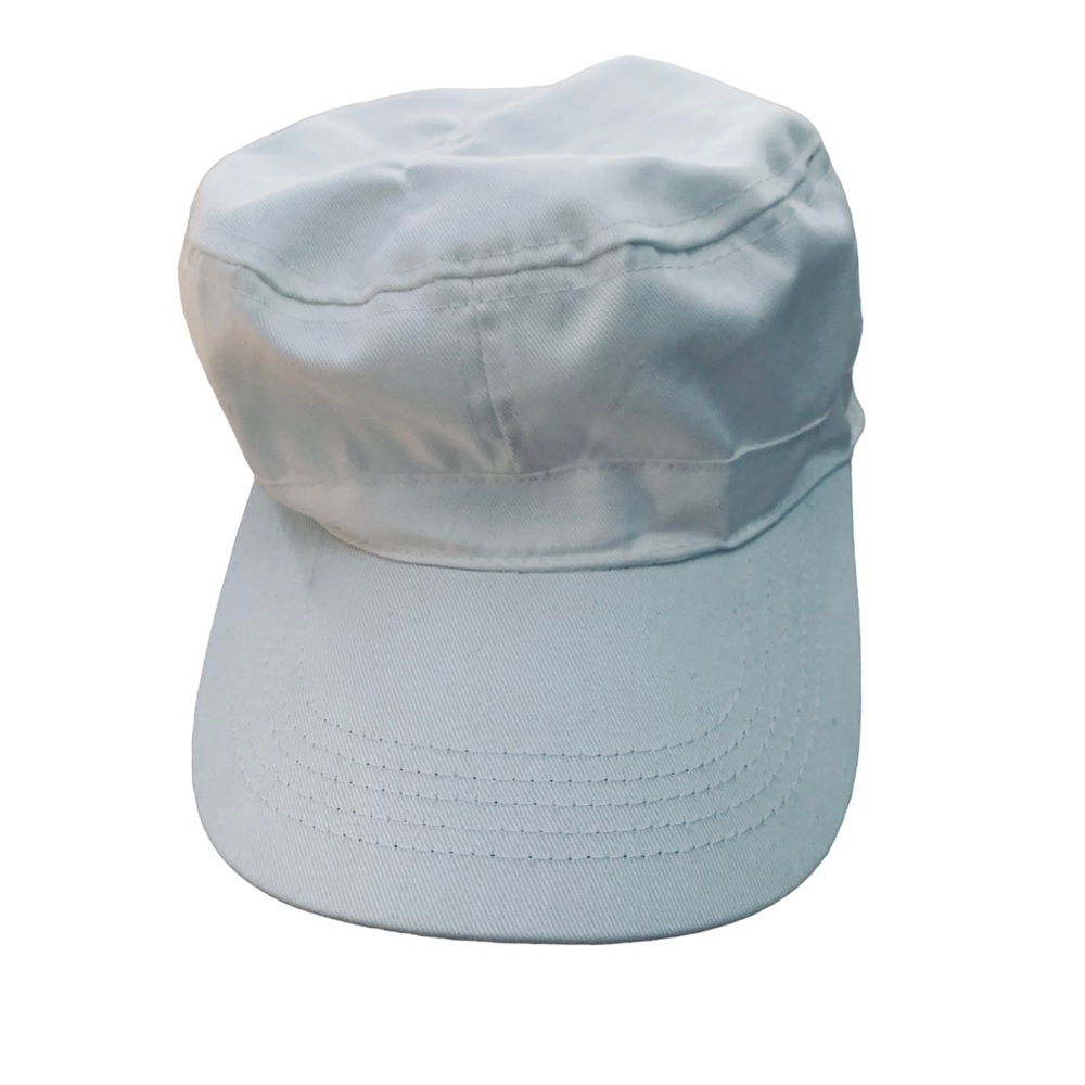 White soft conductor’s cap with comfort stretch elastic back​​​